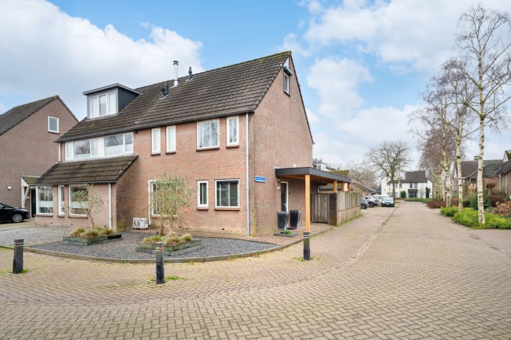 Foto 1 van Verhagenstraat 54