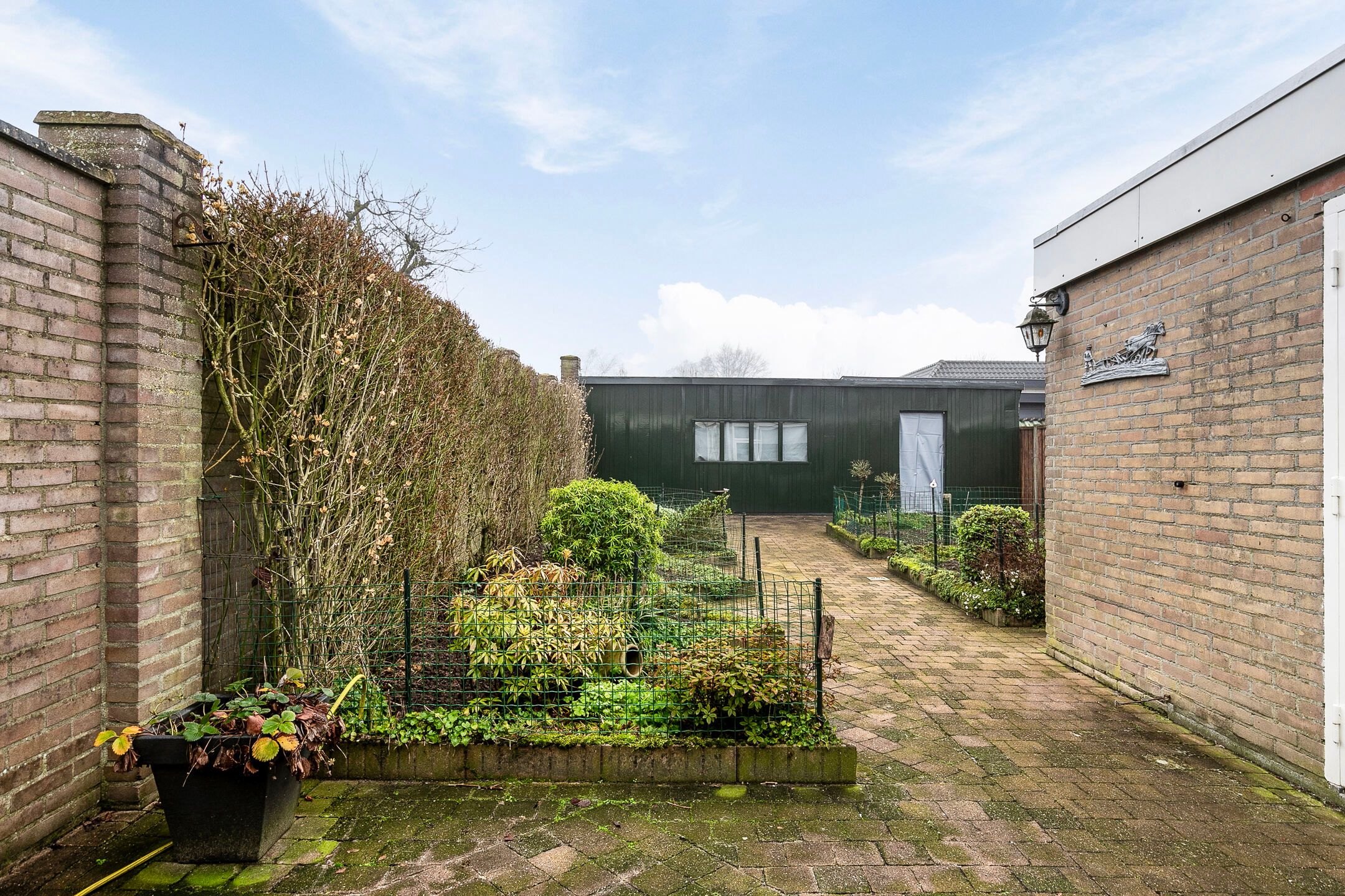 Foto 3 van Plonderijen 63