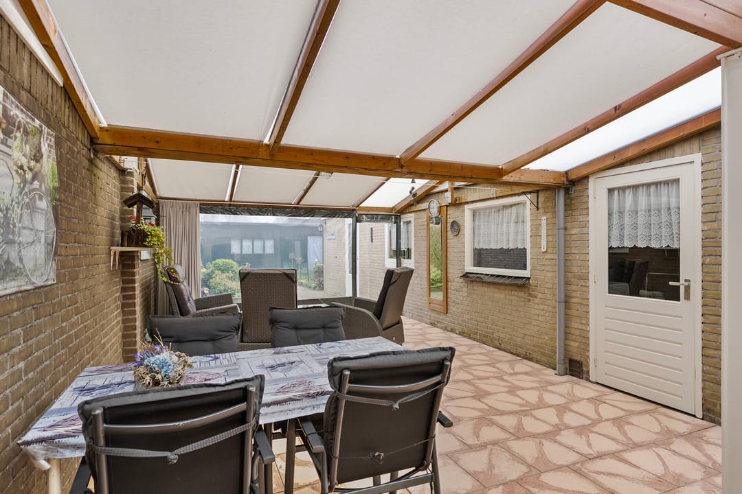 Foto 23 van Plonderijen 63