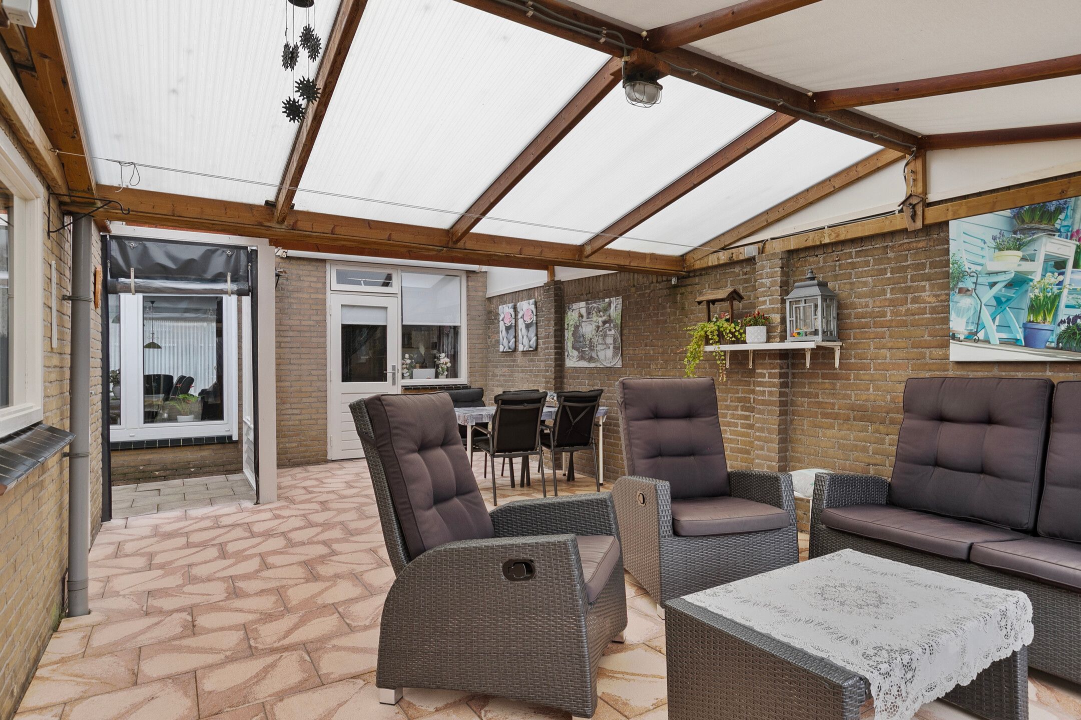 Foto 24 van Plonderijen 63