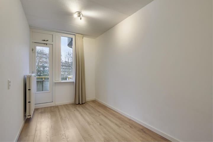 Photo 10 of Barbusselaan 406