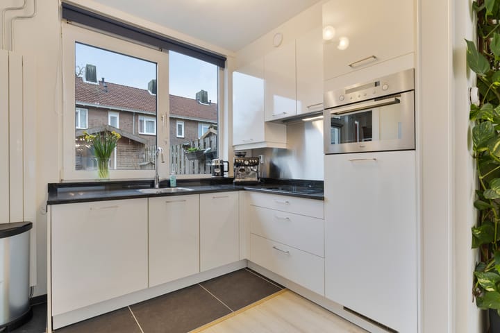 Foto 10 van Medemblikstraat 48