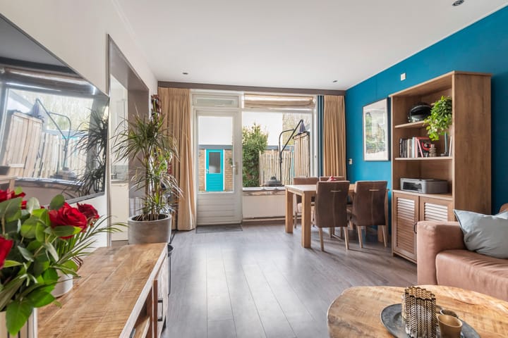 Foto 4 van Bazuinhof 1