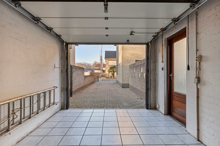 Foto 42 van Franckstraat 6