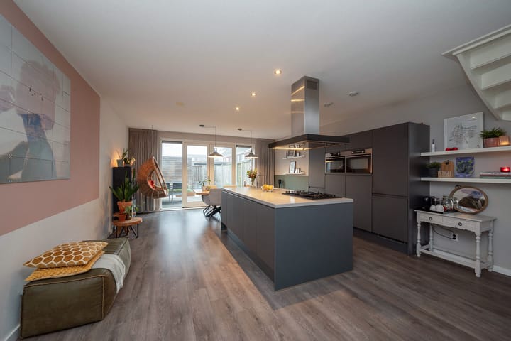 Foto 5 van Lisdodde 168