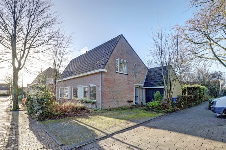 Foto 2 van Esdoornstraat 10