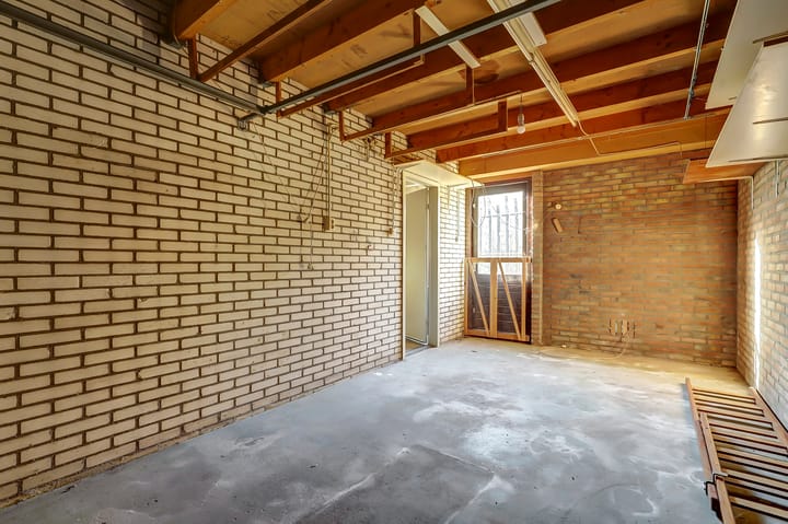 Foto 16 van Esdoornstraat 10