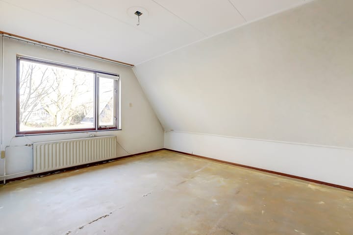 Foto 22 van Esdoornstraat 10