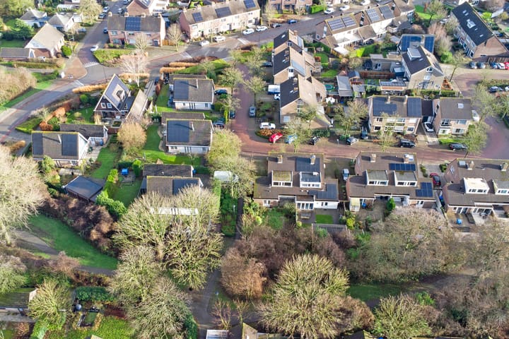 Foto 30 van Esdoornstraat 10