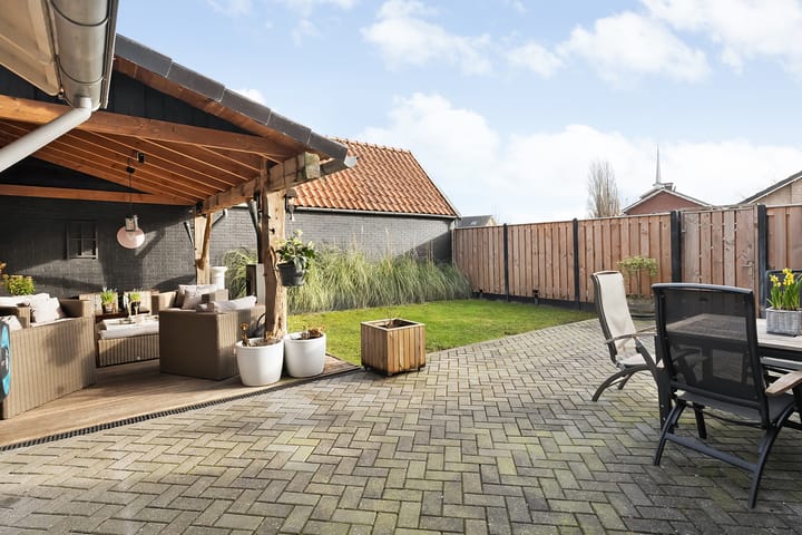 Foto 46 van Kerkweg 2