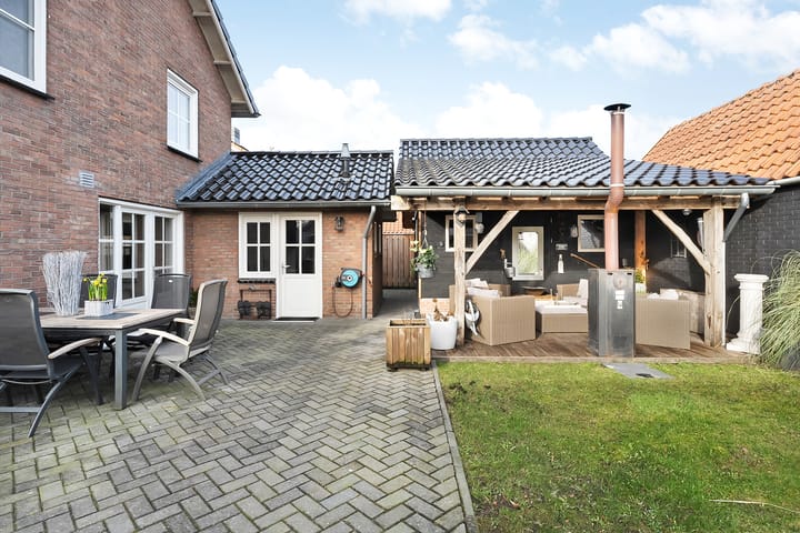 Foto 48 van Kerkweg 2