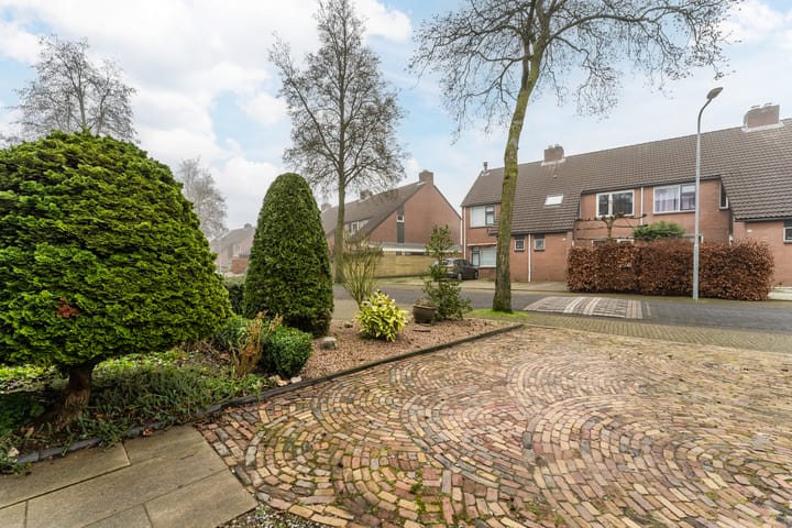 Foto 42 van Strausslaan 34