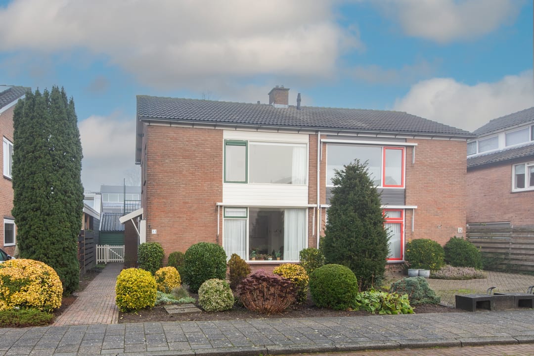 Foto 1 van Burgemeesters Commandeurlaan 33