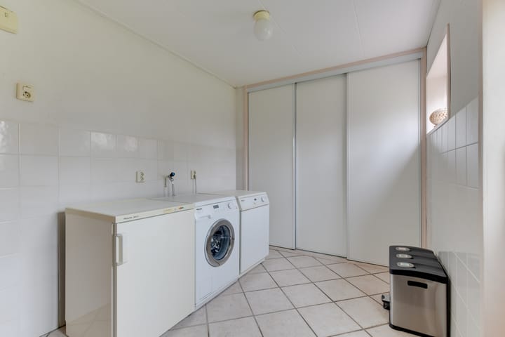 Foto 17 van Burgemeesters Commandeurlaan 33