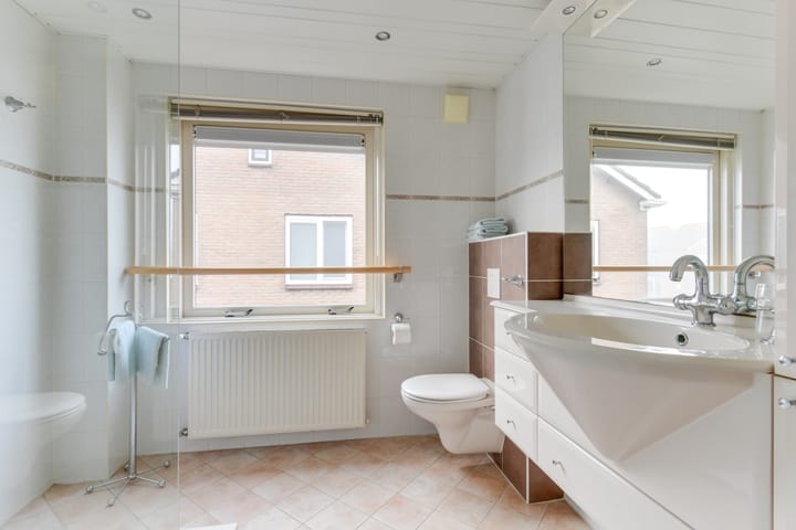 Foto 27 van Burgemeesters Commandeurlaan 33