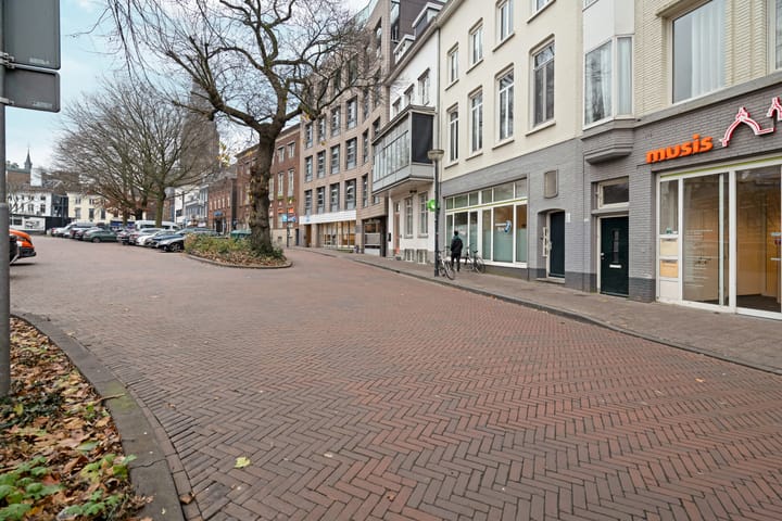 Foto 17 van Velperbuitensingel 13-C