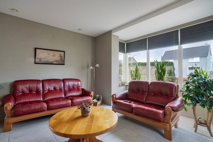 Foto 10 van Maasheseweg 64-A