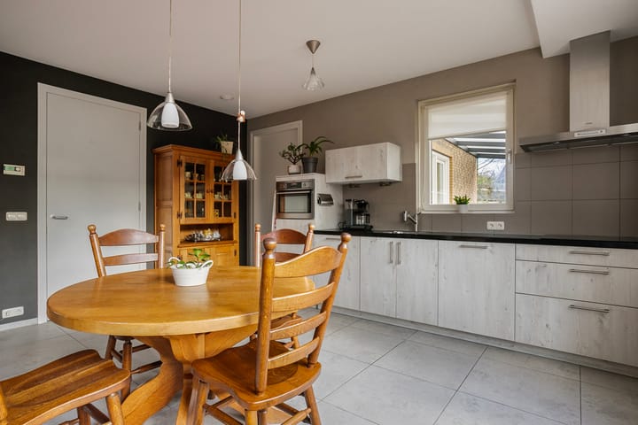 Foto 15 van Maasheseweg 64-A