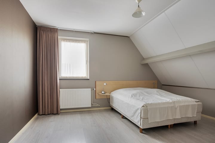 Foto 24 van Maasheseweg 64-A