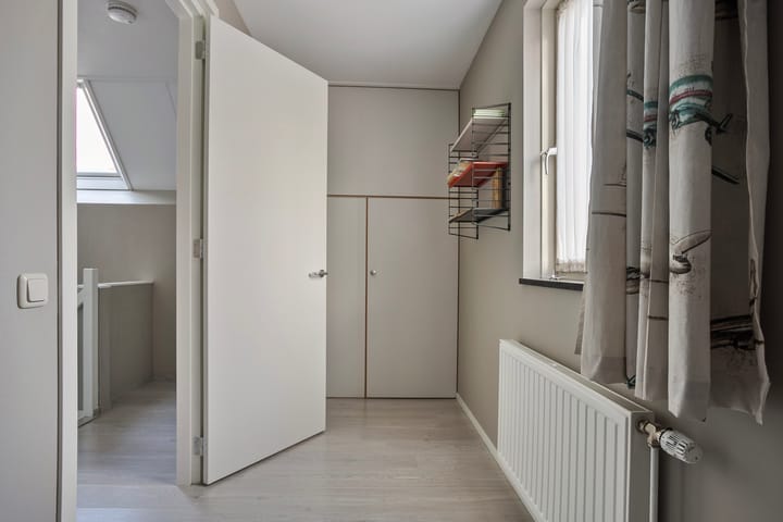 Foto 26 van Maasheseweg 64-A