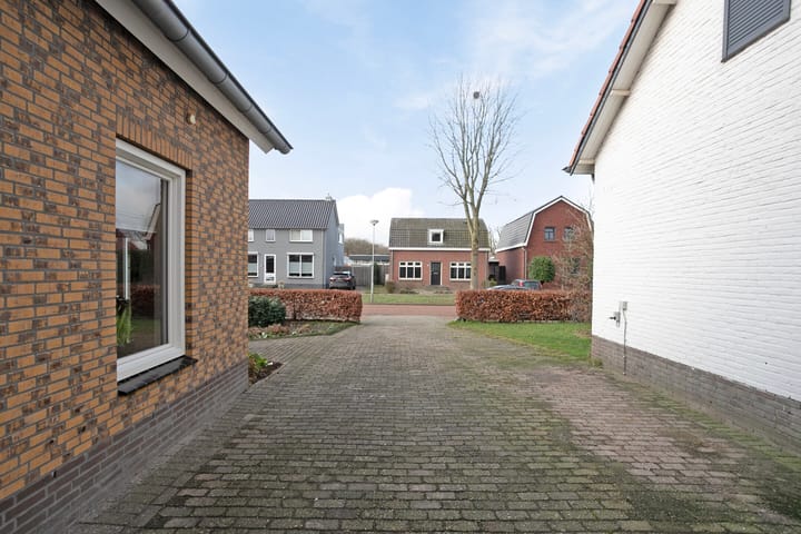 Foto 31 van Maasheseweg 64-A