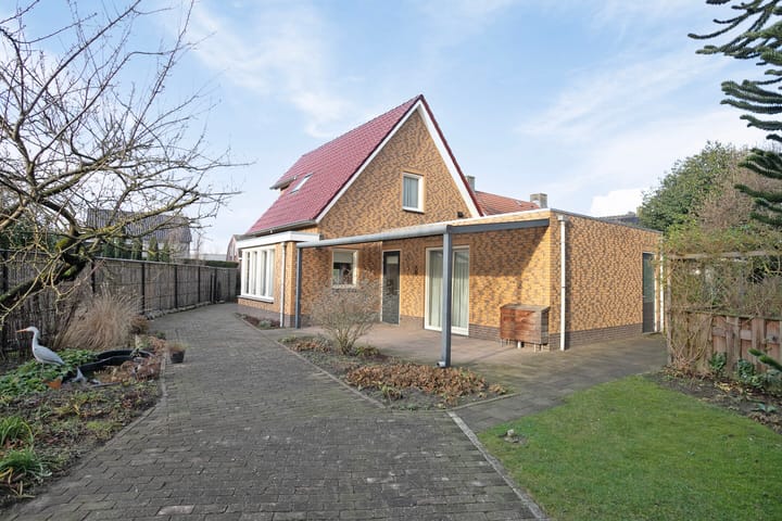 Foto 32 van Maasheseweg 64-A