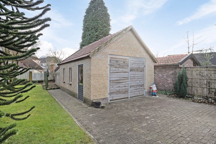 Foto 40 van Maasheseweg 64-A