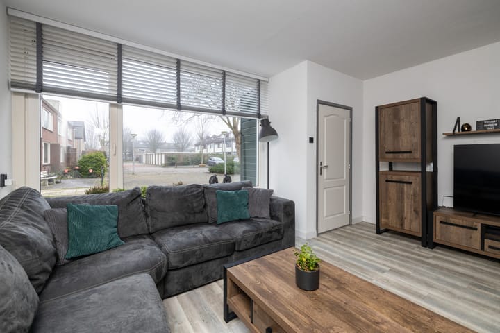 Foto 8 van Vincent van Goghstraat 11