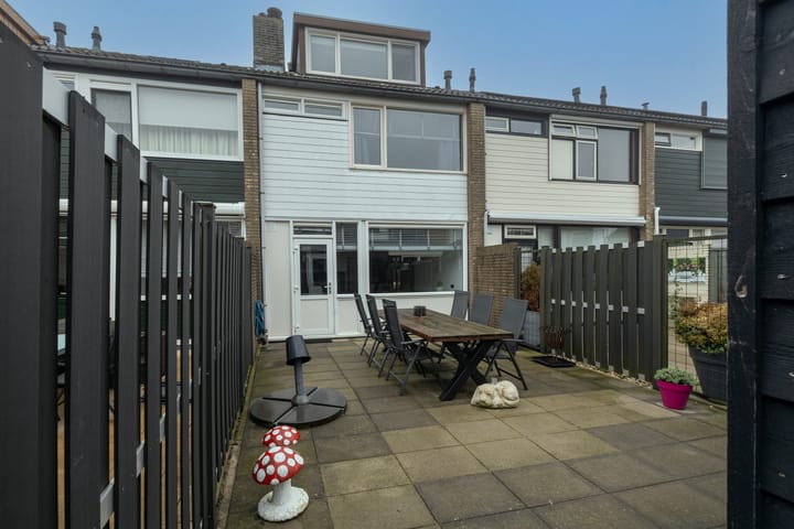 Foto 42 van Vincent van Goghstraat 11