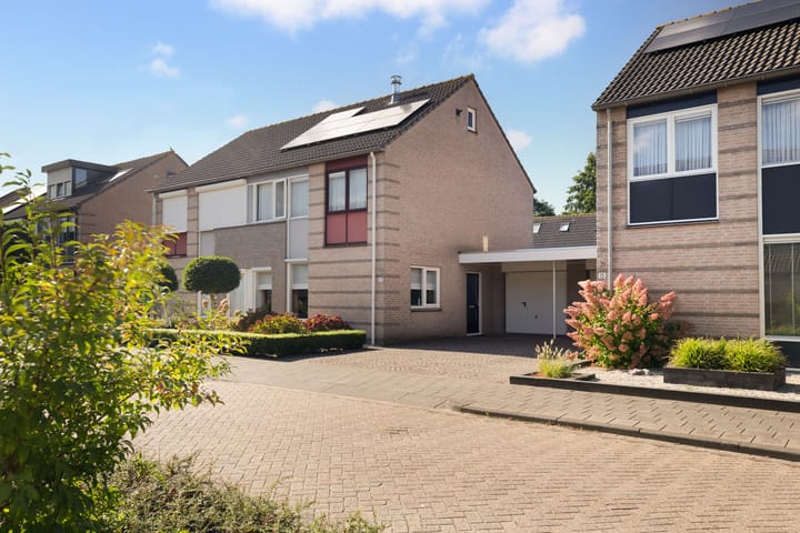 Foto 32 van Meidoornlaan 13