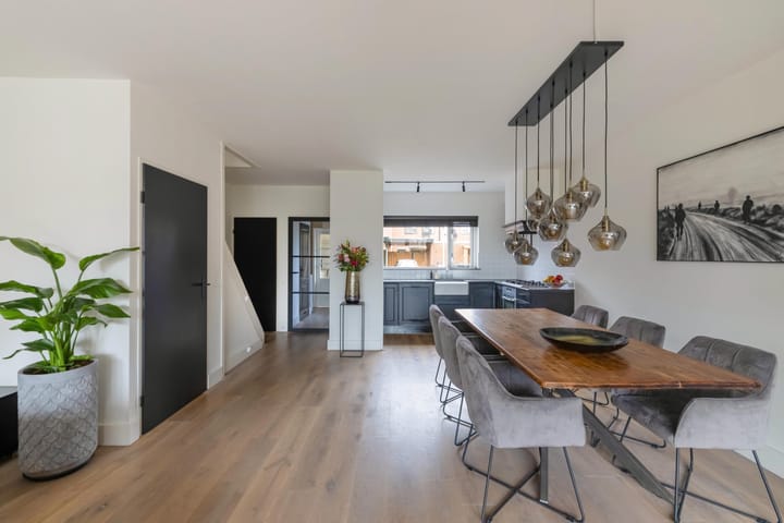 Foto 2 van Moeflon 5