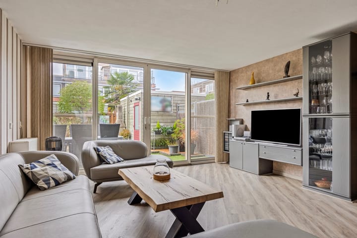 Foto 2 van A. Noordewier-Reddingiuslaan 5