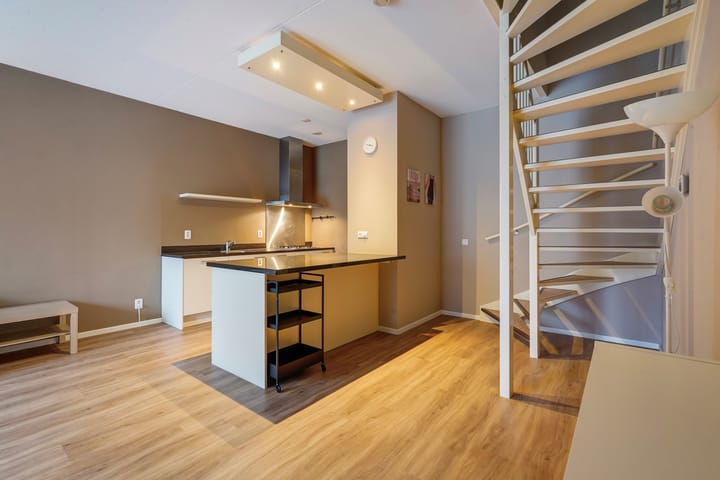 Foto 12 van Treubstraat 12-F005