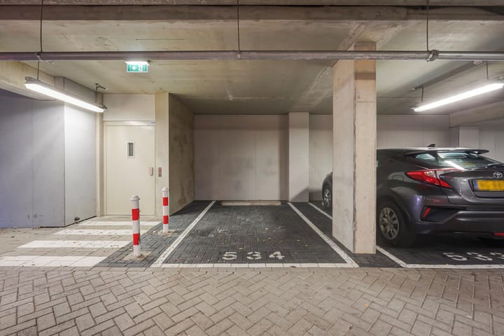 Foto 24 van Treubstraat 12-F005