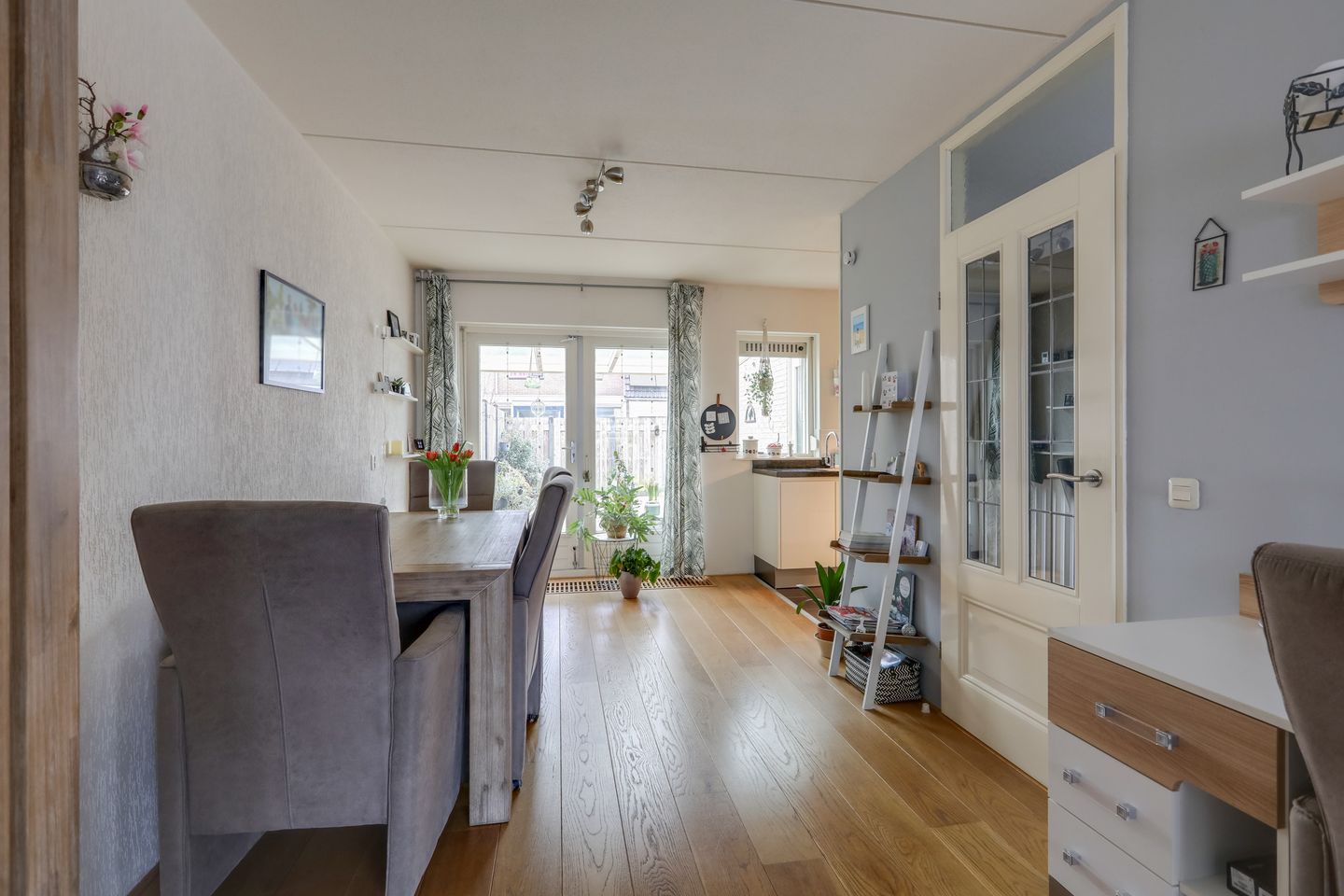 Foto 14 van Potterstraat 77