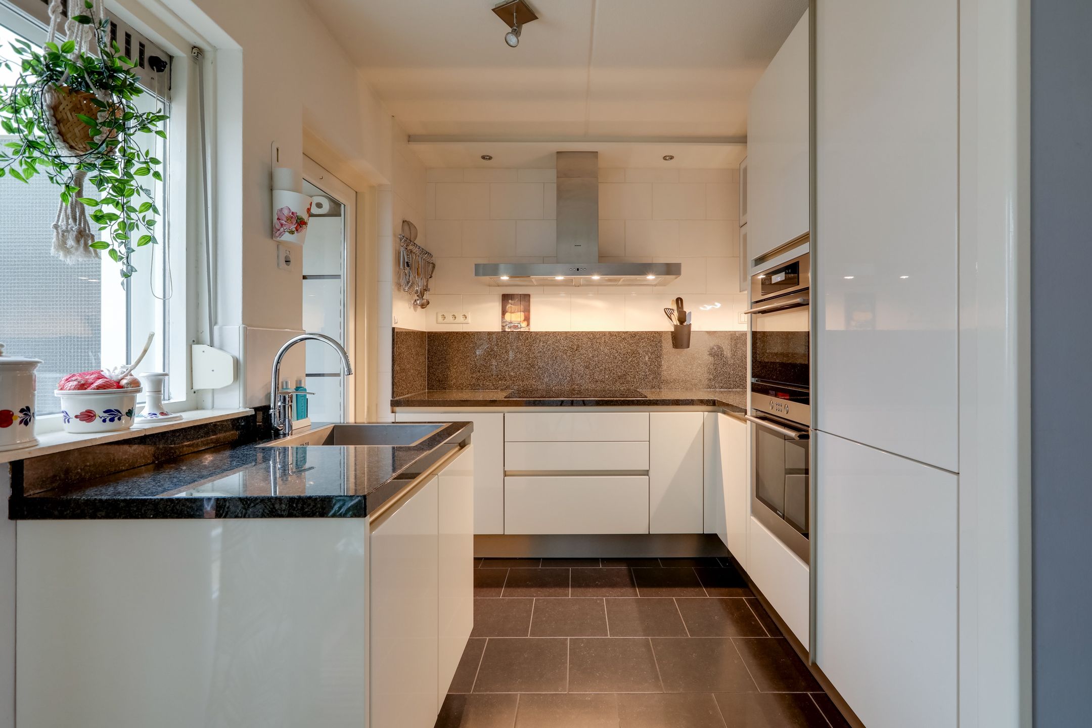 Foto 18 van Potterstraat 77