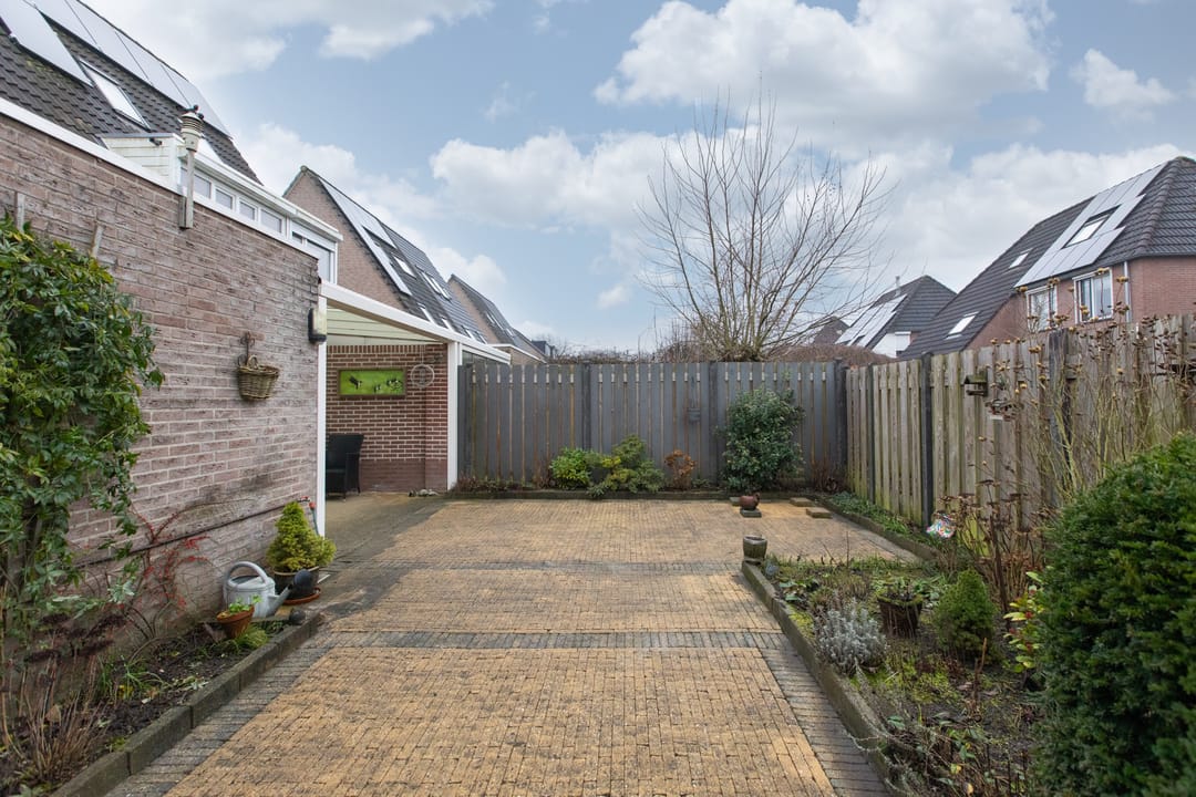 Foto 43 van Potterstraat 77