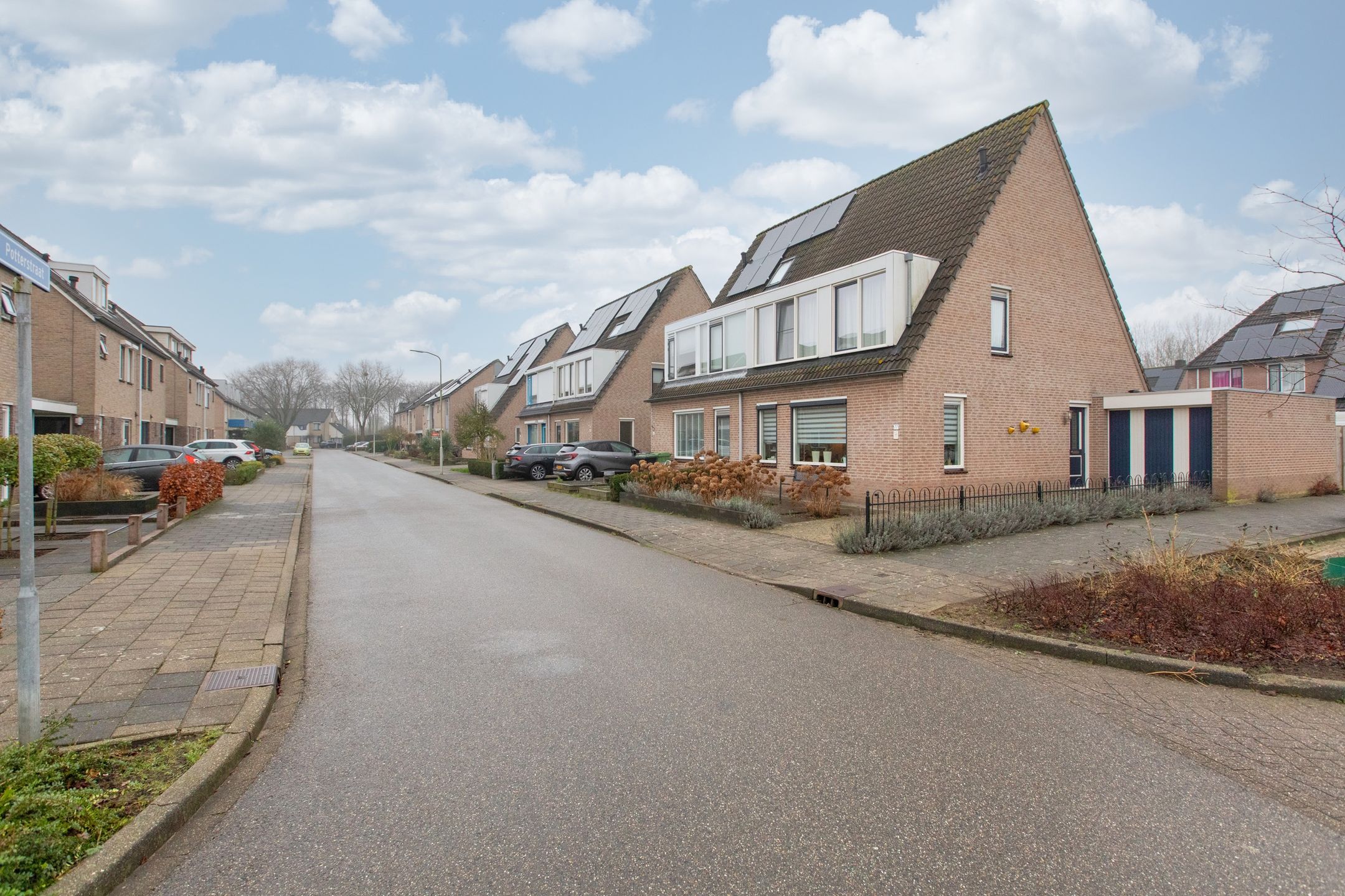 Foto 48 van Potterstraat 77