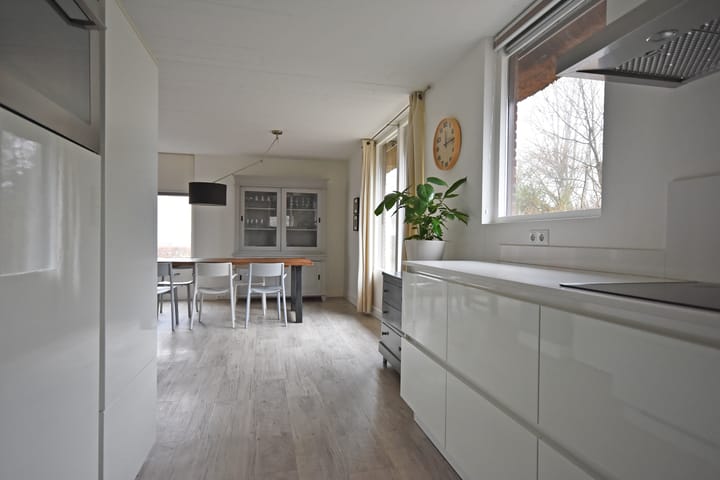 Foto 33 van Suderwei 27