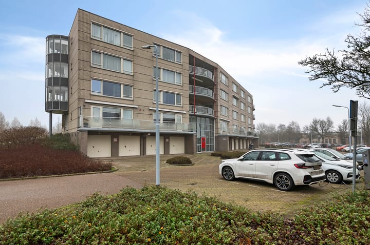 Photo 40 of Femina Mullerstraat 279