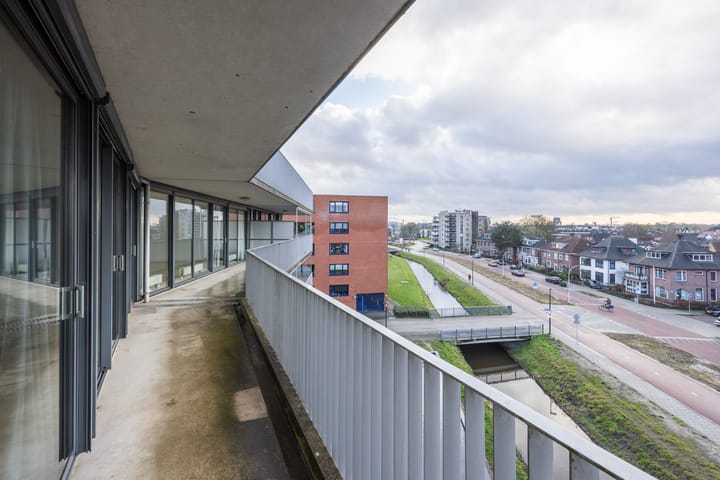 Foto 40 van Algonquin 25