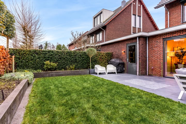 Foto 56 van Korenbloemlaan 75