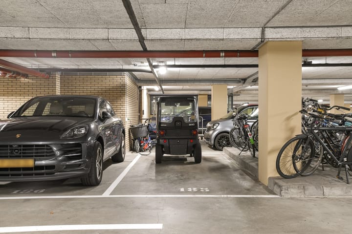 Photo 13 of Stadhouderskade 15-L