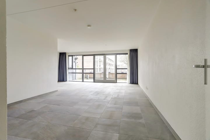 Photo 3 of Duivenvoorde 205-C