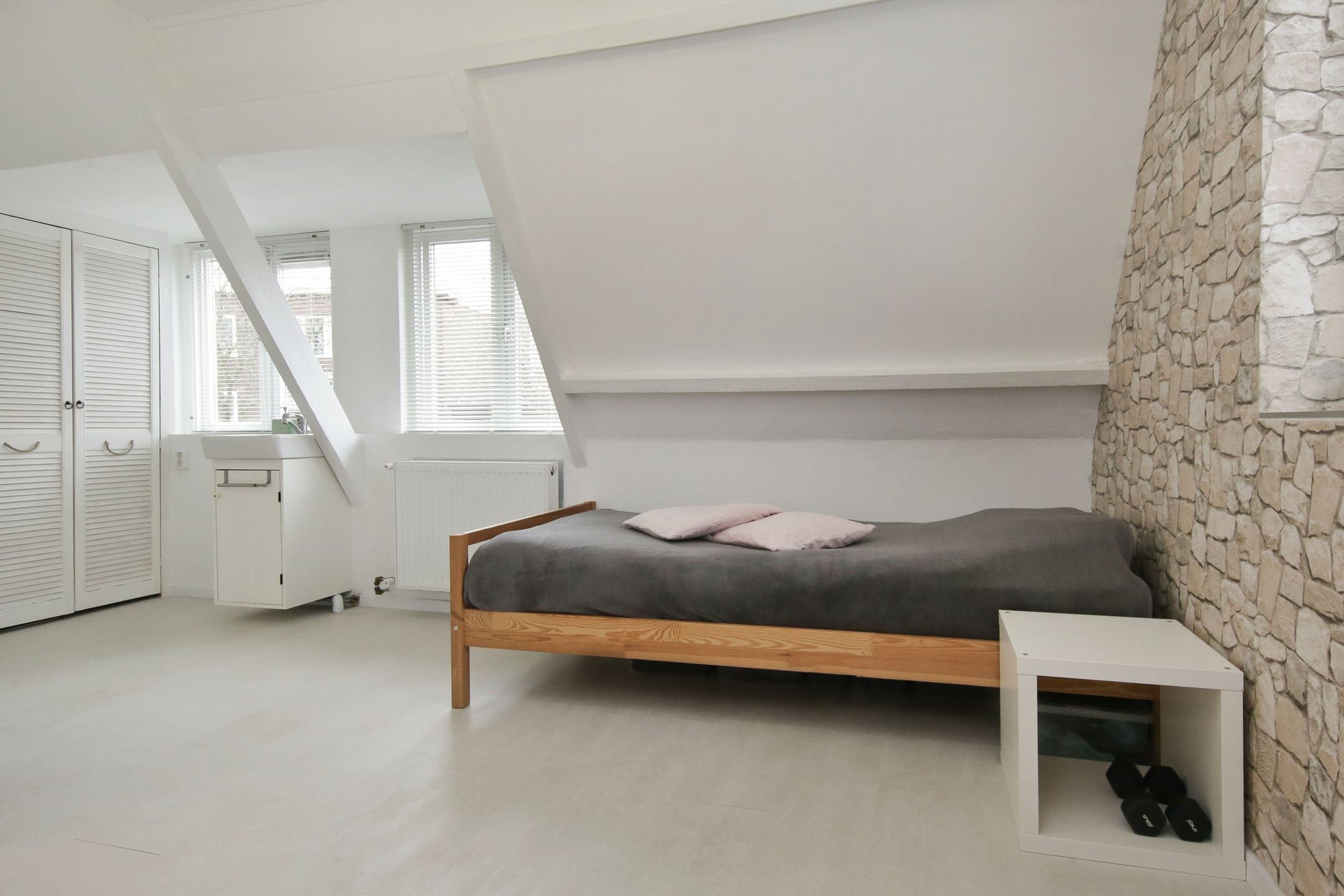 Photo 24 of Zonnebloemstraat 60