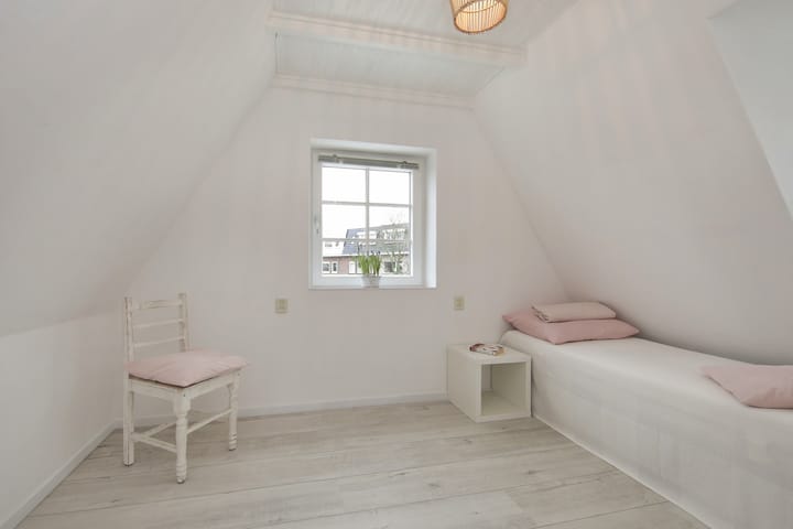 Foto 25 van Zonnebloemstraat 60