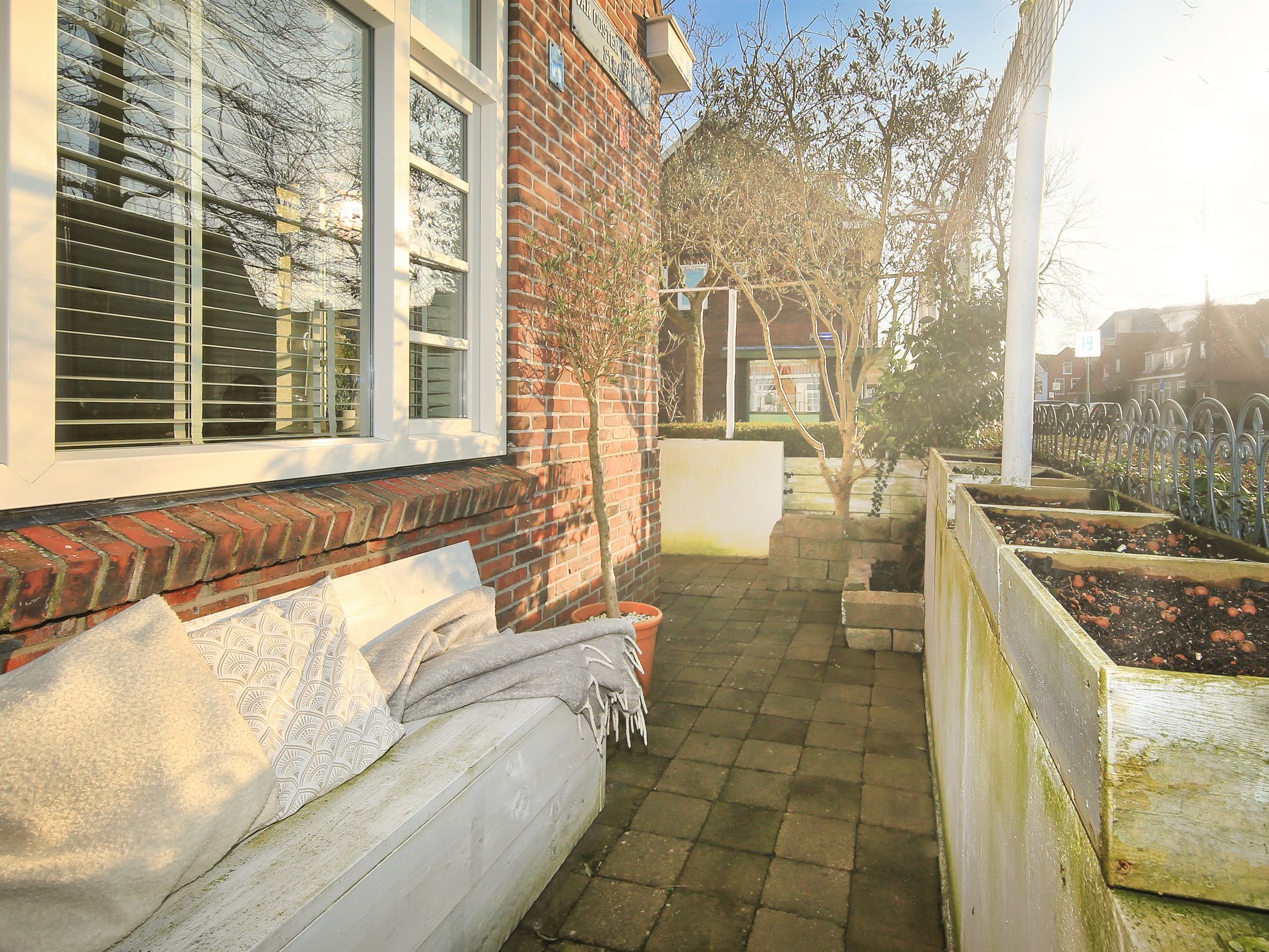 Photo 33 of Zonnebloemstraat 60