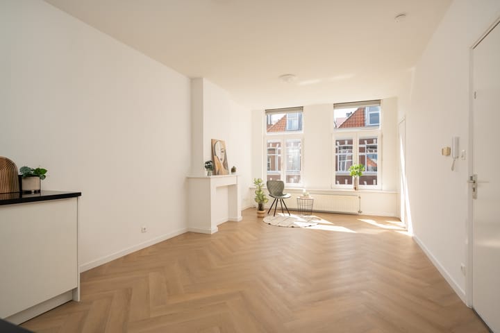 Foto 1 van De Perponcherstraat 79-A