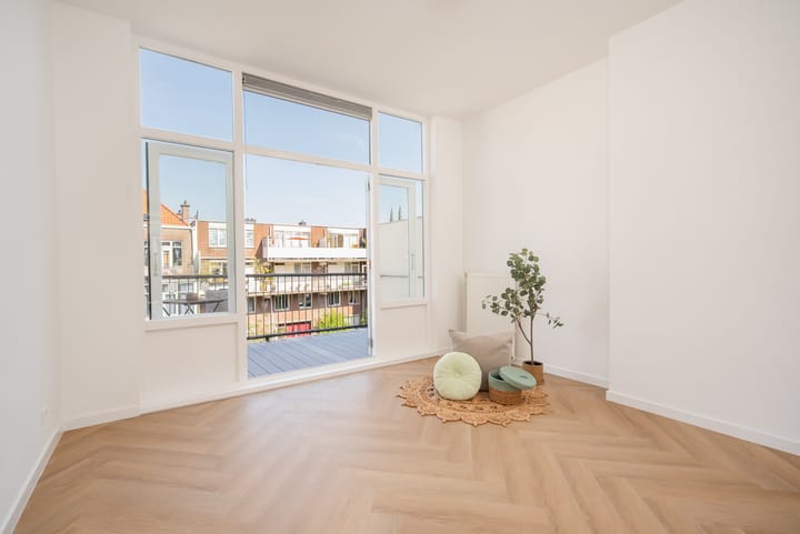 Foto 24 van De Perponcherstraat 79-A