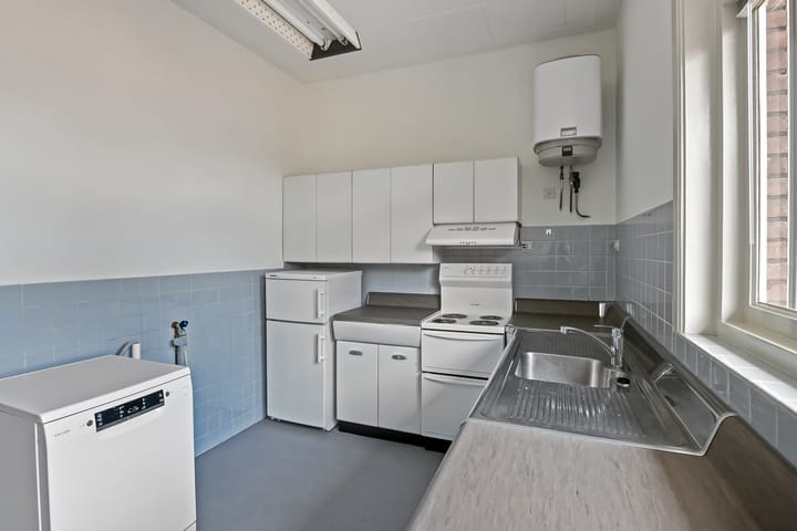 Photo 14 of Velperbuitensingel 14